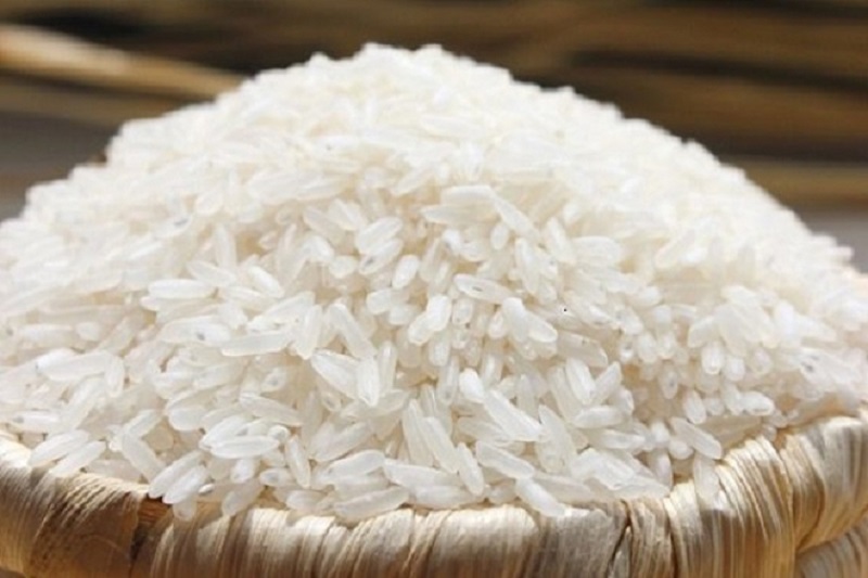 Gạo tẻ là loại gạo thường dùng trong các bữa ăn của người dân Việt.