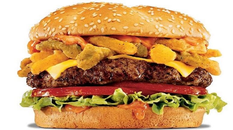 Món bánh mì hamburger kẹp thịt bò bằm sốt cam chanh kem chua lạ miệng đảm bảo không làm bạn thất vọng. 