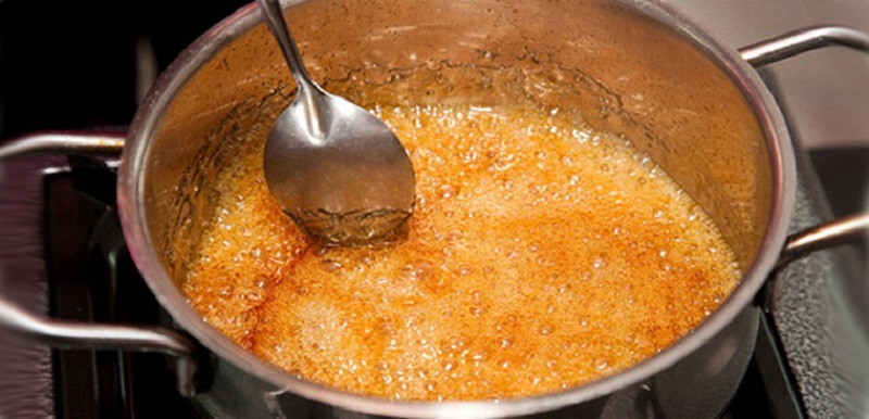 nấu nước đường caramen nêm muối làm nước mắm chay