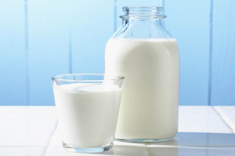 Sữa tươi không tốt cho hệ tiêu hóa của người bệnh cảm cúm.