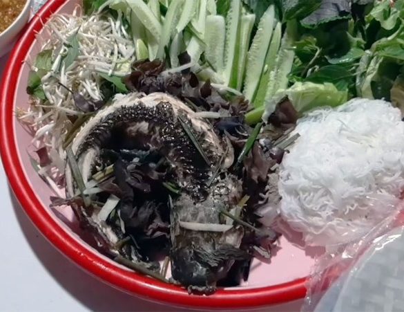 Trang trí và trình bày món cá lóc hấp nước cốt dừa