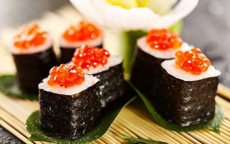 Sushi trứng cá hồi rất bổ dưỡng