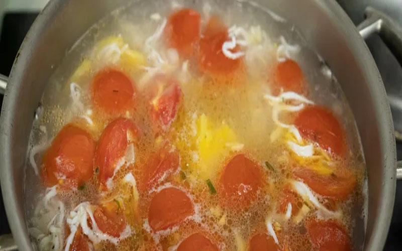 Nấu canh chua cá ngần